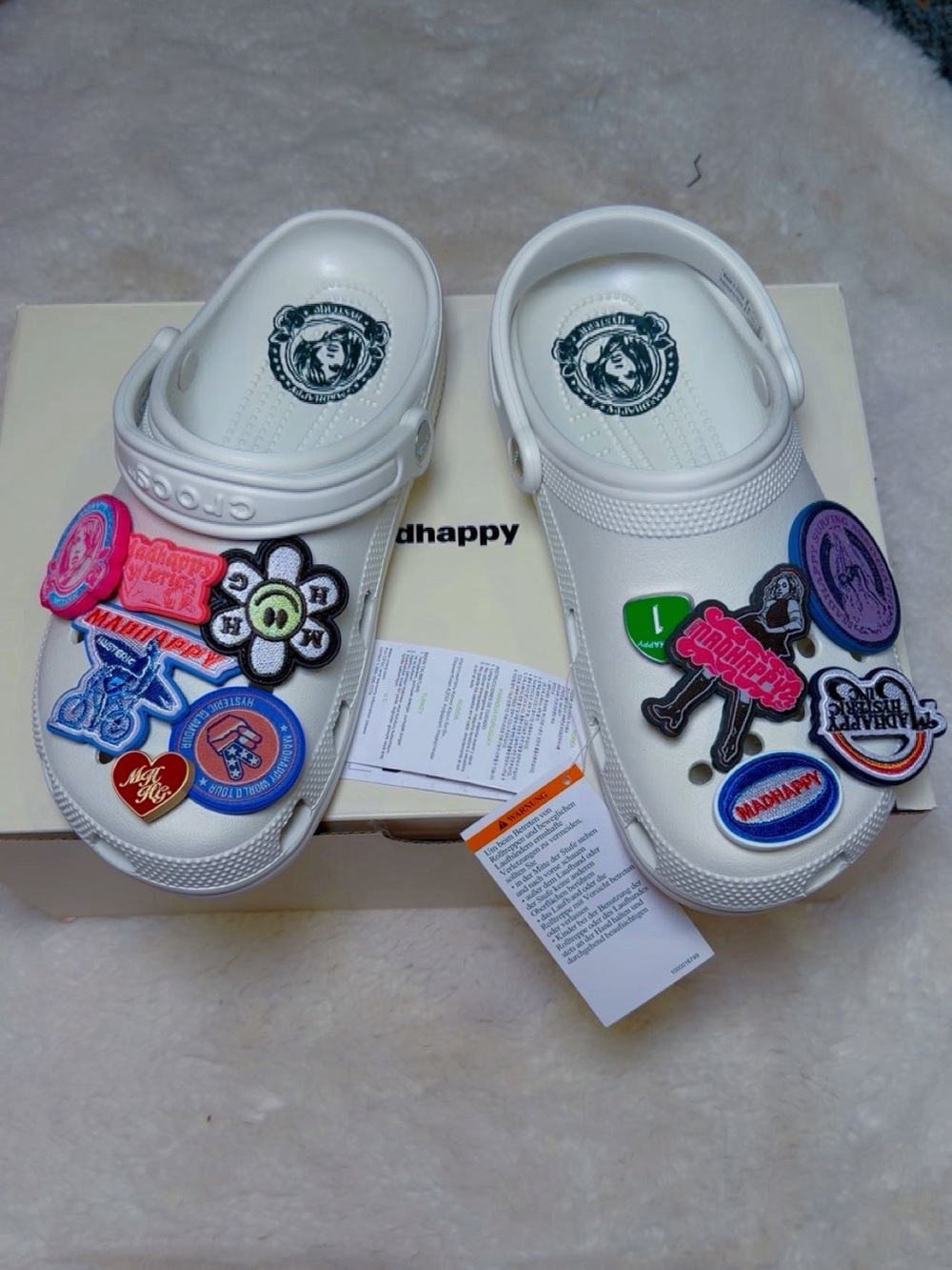 Crocs women,  White Clog with Fun Jibbitz Charms